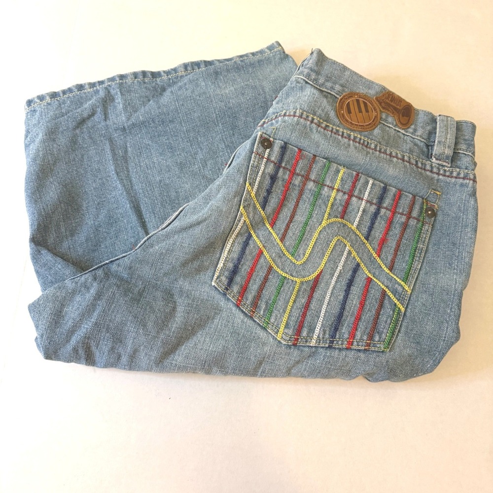 Nu Wear Mens Baggy Denim Shorts Blue Rainbow Embroidery Jorts Size 34 90s Y2K - Picture 3 of 11